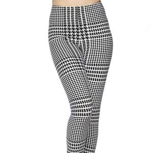 Women's High Waisted Pleasantly Plaid Legging